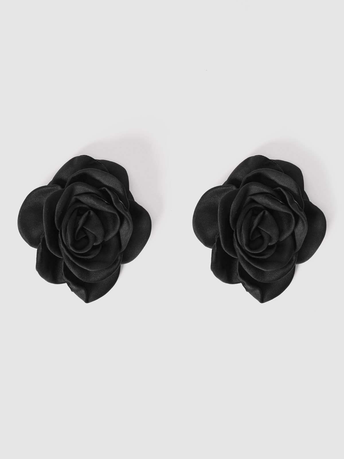 SATIN FLORAL PASTIES: BLACK / O/S